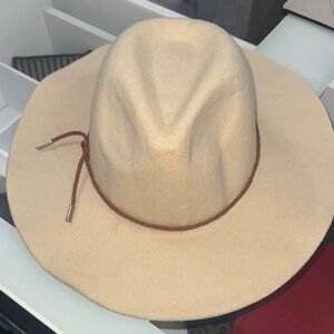 Francesca’s - San Diego Hat Company Classic Cream Hat